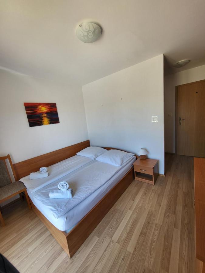 Pensjonat Senya Niechorze Buitenkant foto