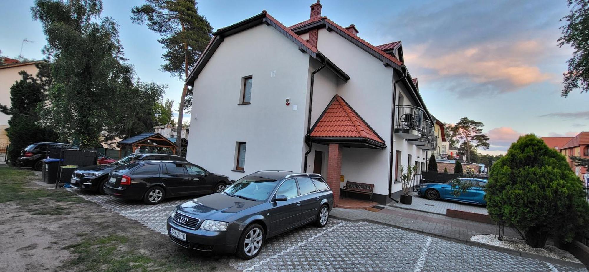 Pensjonat Senya Niechorze Buitenkant foto